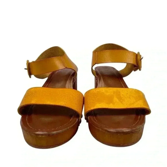 MIA Women's Slingback Wedge Sandals Yellow Tan Size 10 Casual Summer - Picture 3 of 10